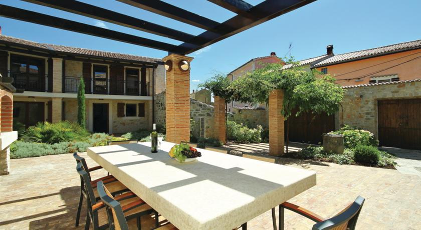 Holiday Home ヴィジナダ 部屋 写真